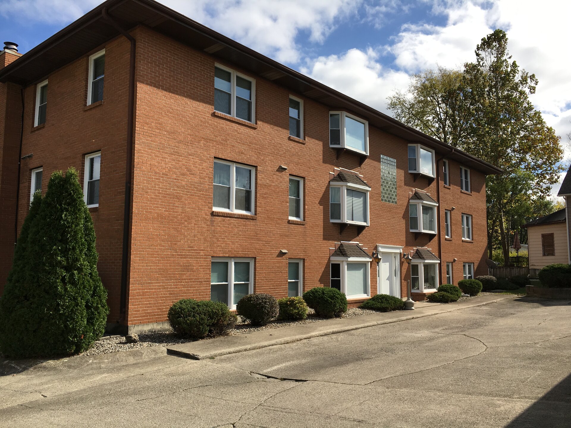 Second Street Apartments - Main View
